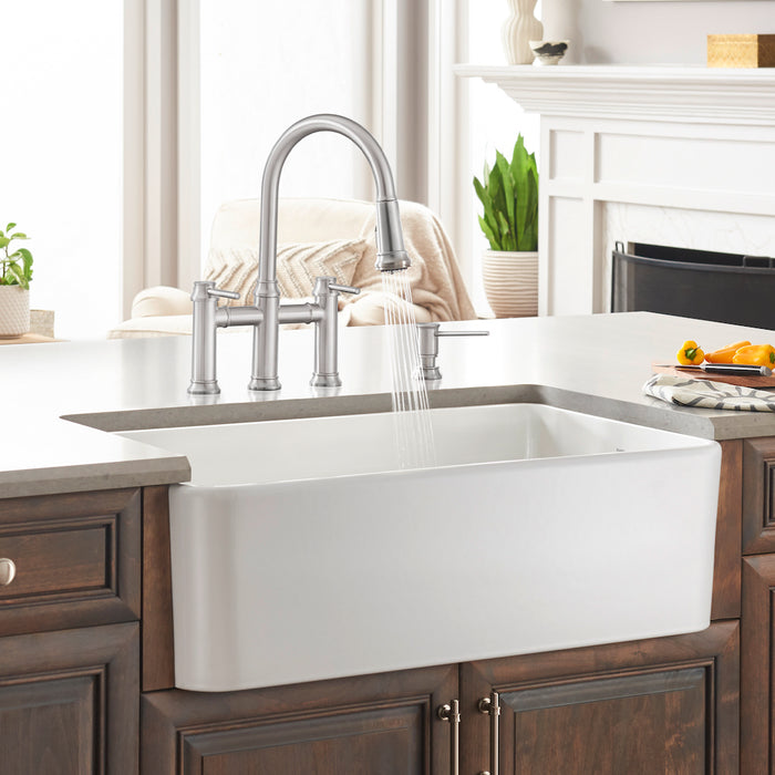 Cerana 33" Apron Single Bowl Farmhouse Sink